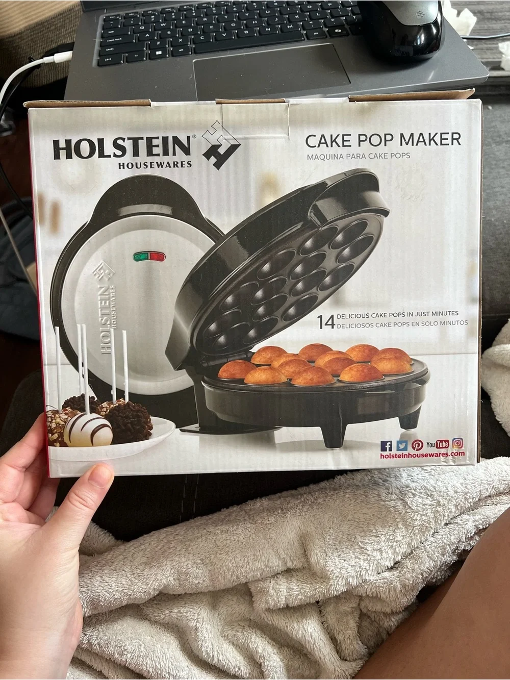 Black 14-Piece Cake Pop Maker